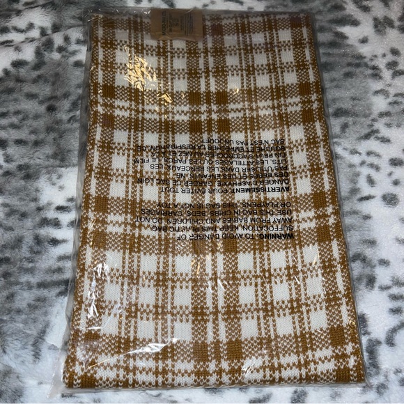 Timberland Plaid Scarf - Picture 5 of 6